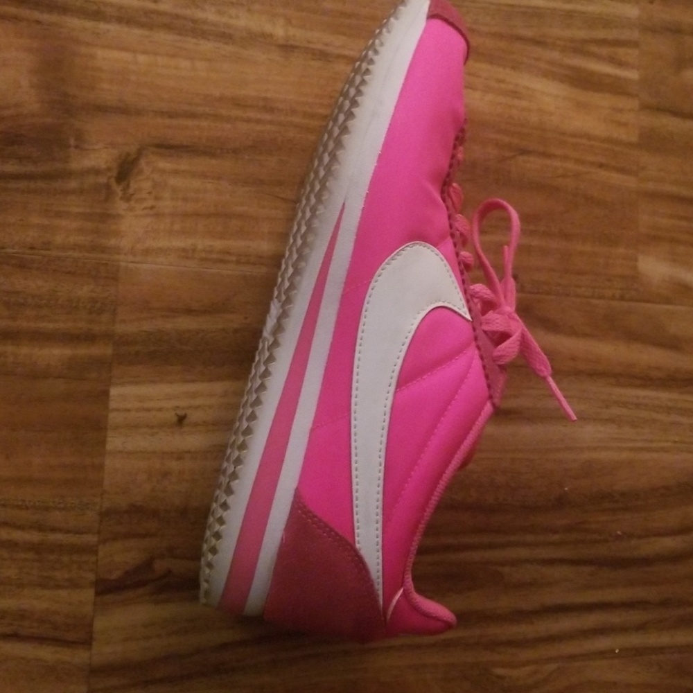 Nike women shoe